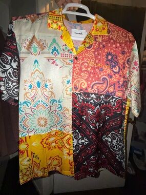 Diamond button down dressing shirt